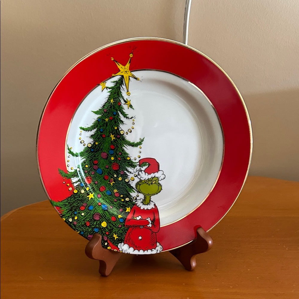 Festive Grinch Holiday Salad Plate